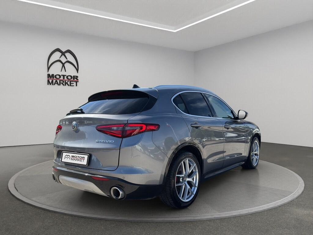 Alfa Romeo Stelvio 2.0 Turbo Ti Q4 AT8