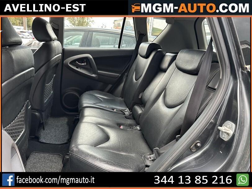 Toyota RAV 4 RAV4 Crossover 2.2 D-4D 177 CV Luxury