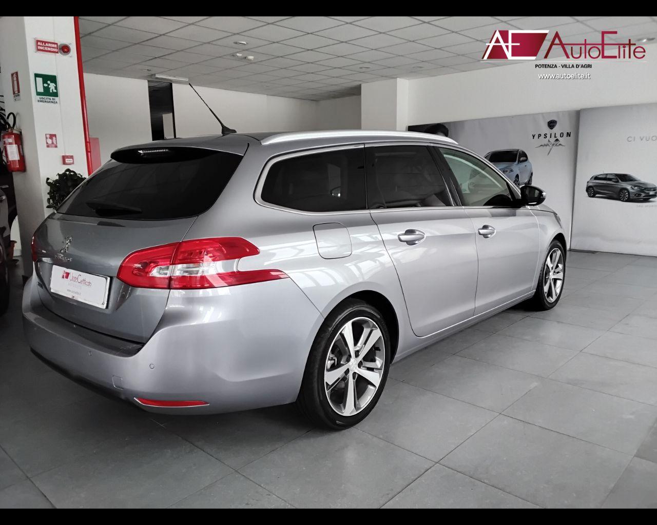 PEUGEOT 308 BlueHDi 130 S&S SW Allure