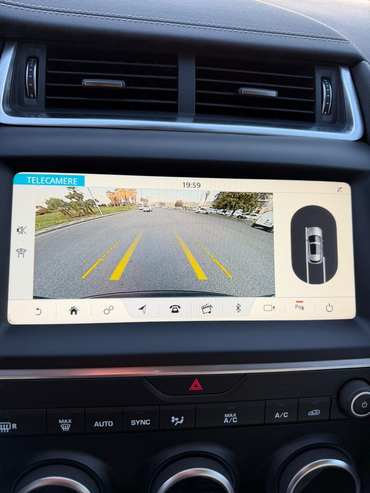 Jaguar E-Pace 2.0D 240 CV R-Dynamic-Anche Permuta-Garanzia