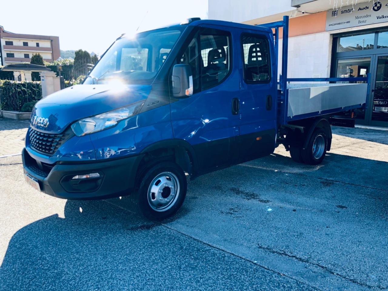 IVECO DAILY RIBALTABILE DOPPIA CABINA 7 POSTI