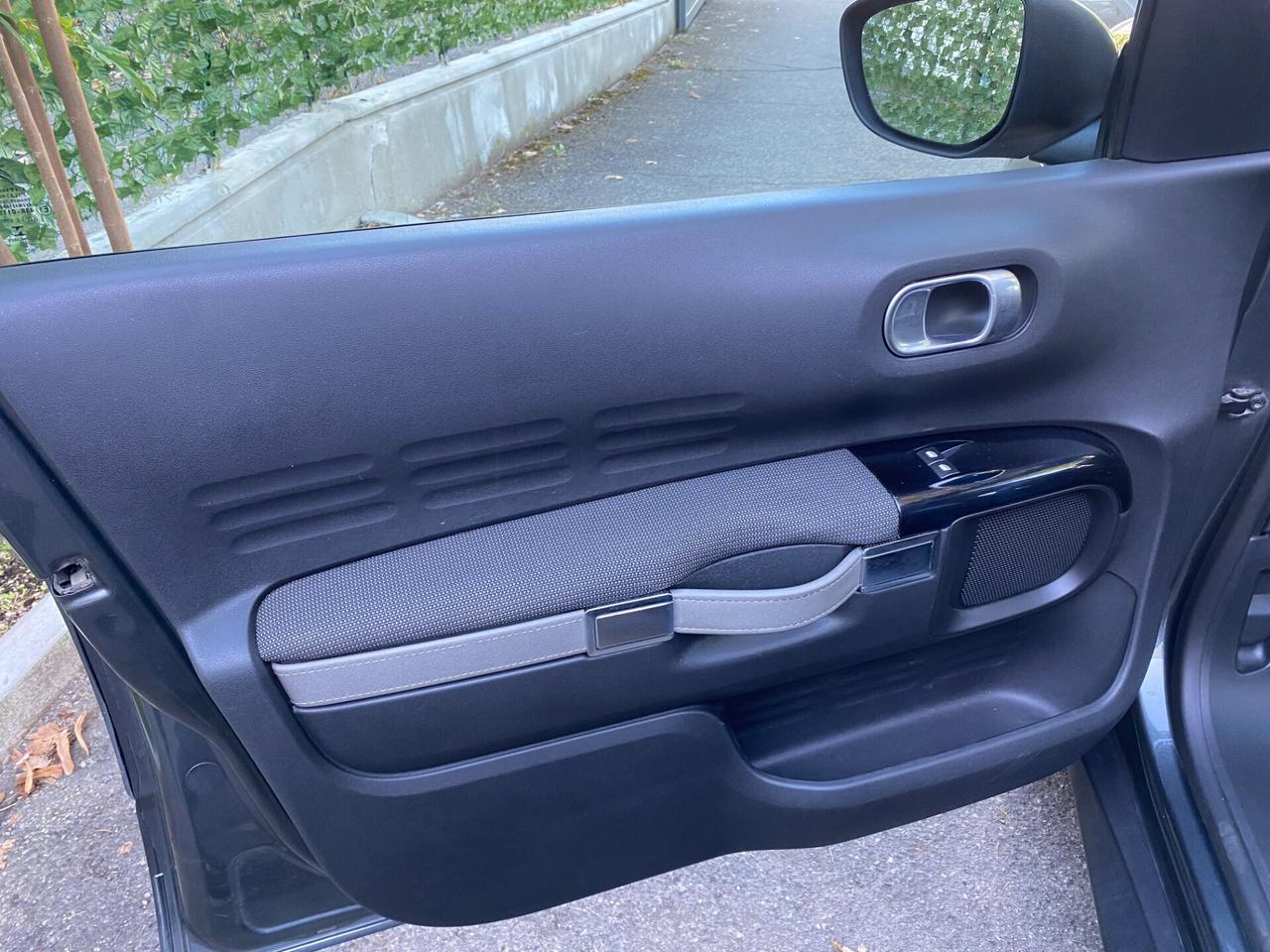 Citroen C4 Cactus PureTech 82 Shine