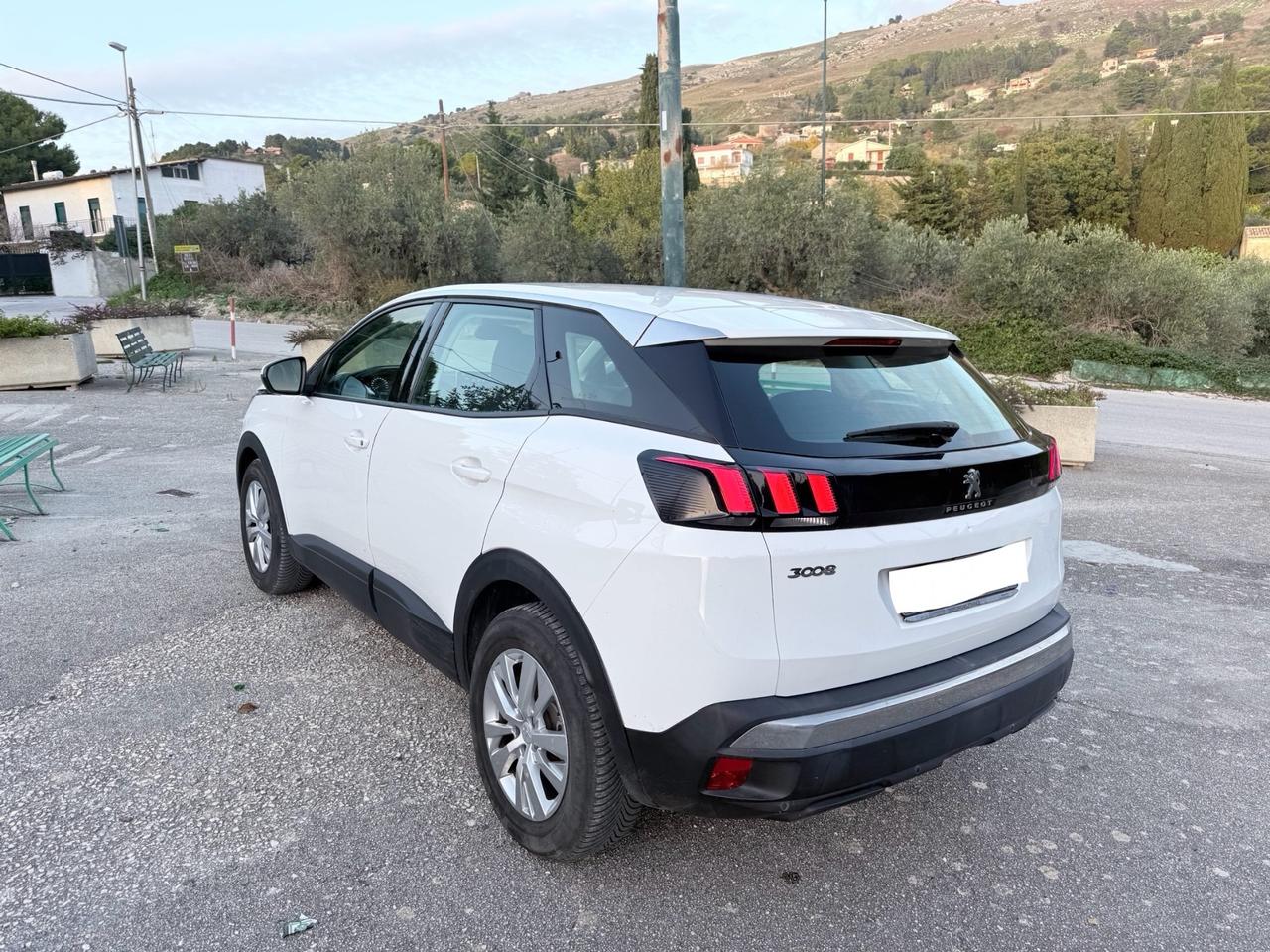 Peugeot 3008 BlueHDi 130 S&S Allure