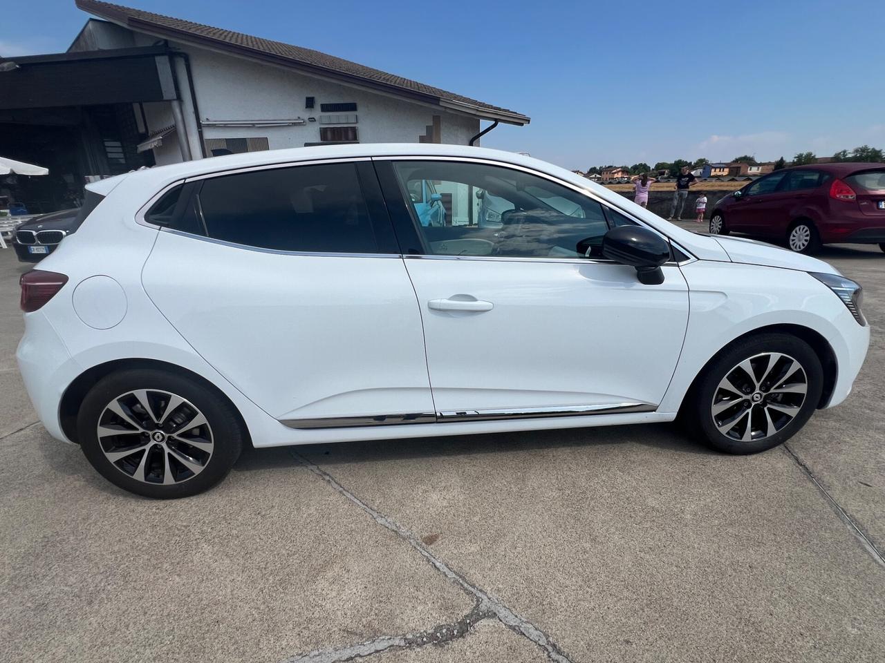 Renault Clio Full Hybrid E-Tech 145 CV 5 porte Evolution