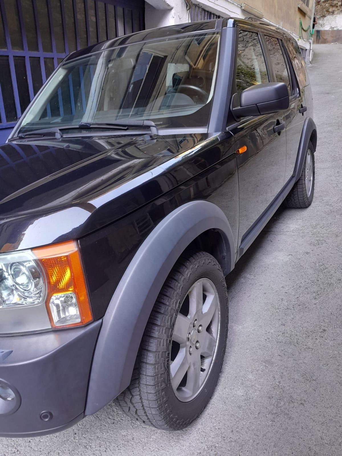 Land Rover Discovery 3 2.7 TDV6 HSE