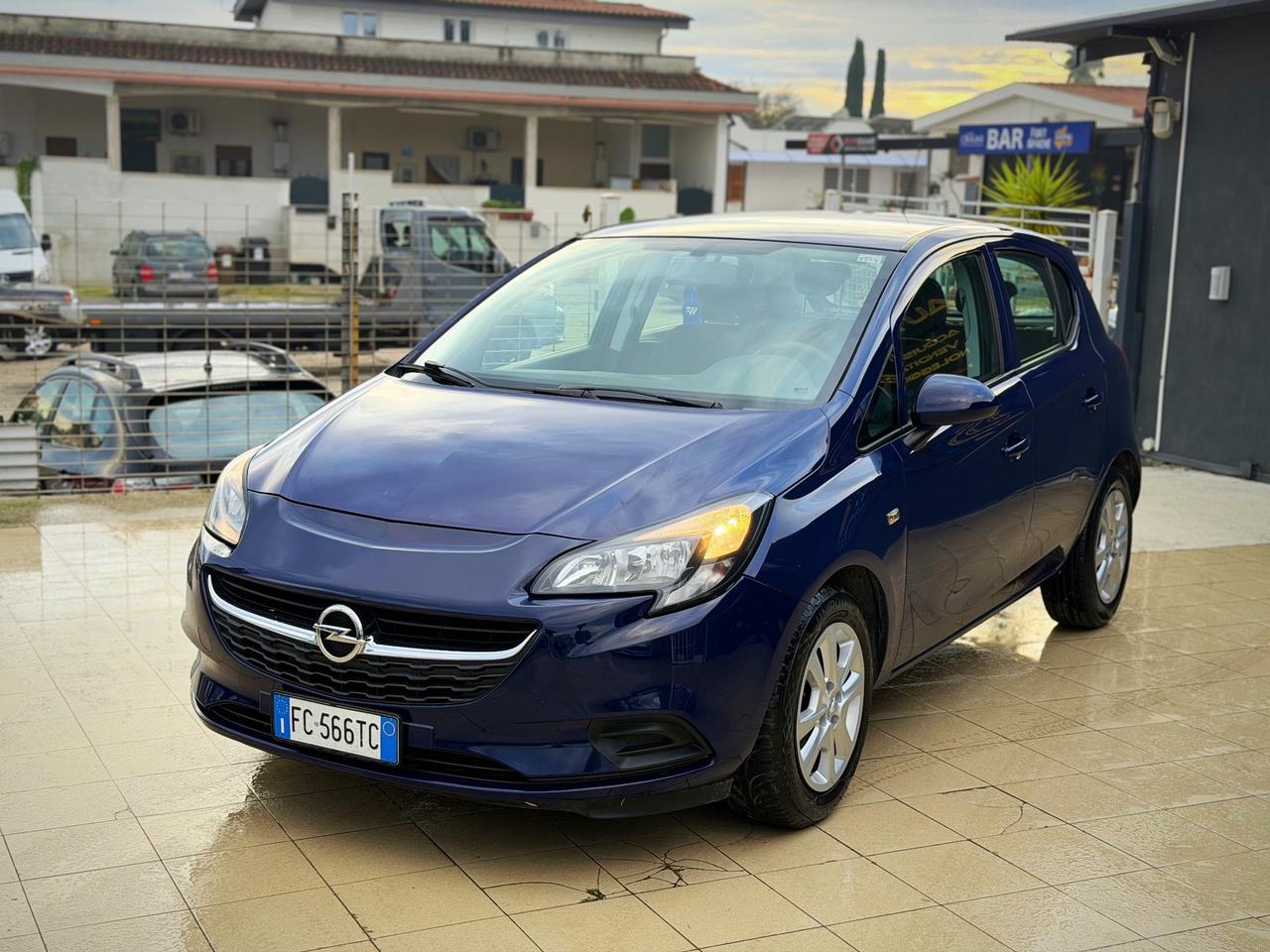 Opel Corsa 1.4 90CV GPL Tech 5 porte Innovation