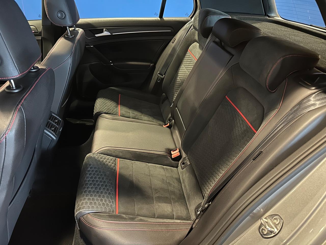 Volkswagen Golf GTI TETTO APRIBILE*INTERNI SPORTIVI*SERVICEVW*UNICA*