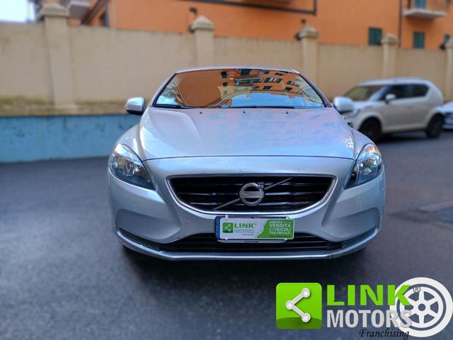 VOLVO V40 D2 1.6 Summum