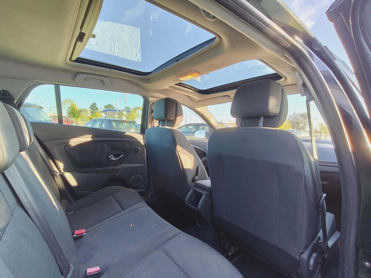 Renault Mégane 1.5 dCi 110CV Attractive Autocarro - 2011