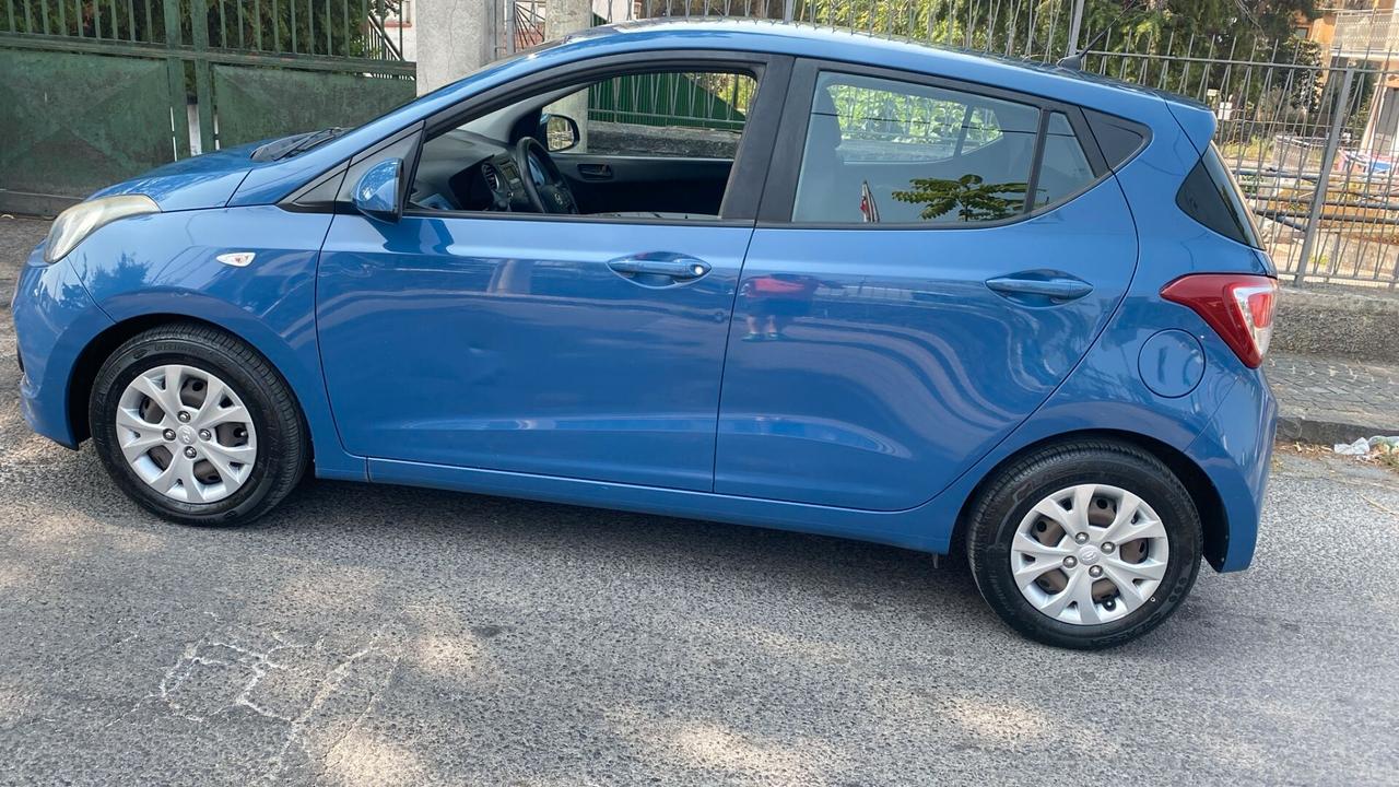 Hyundai i10 1.0 MPI Sound Edition