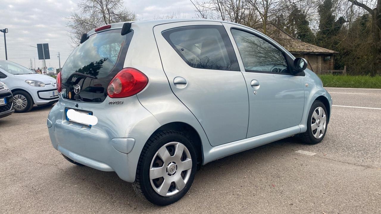 Toyota Aygo 1.0 12V VVT-i 5 porte