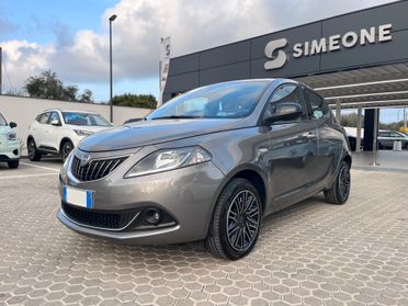 Lancia Ypsilon 1.0 FireFly 5 porte S&S Hybrid Gold