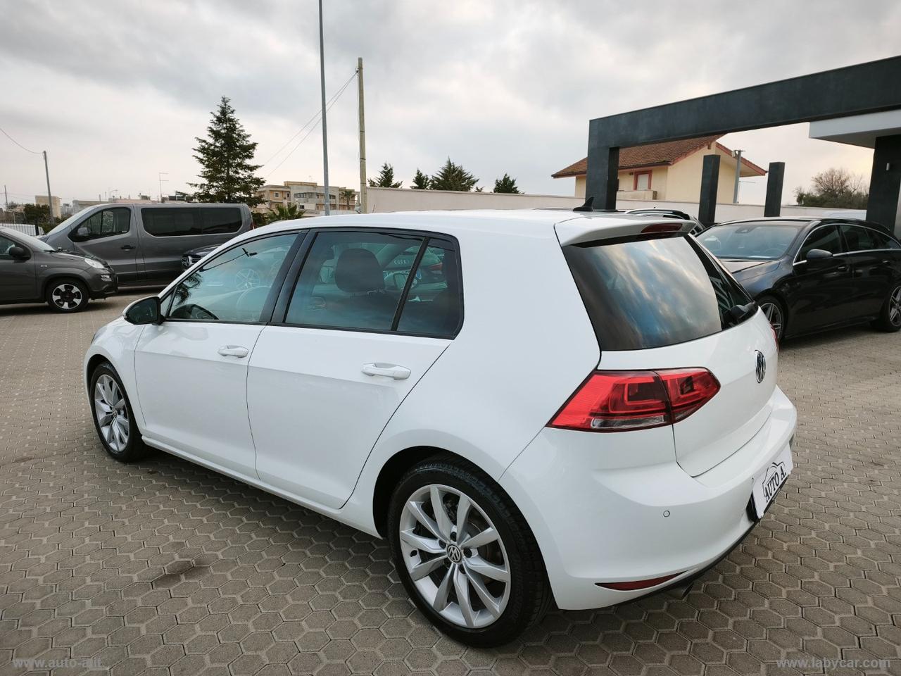 VOLKSWAGEN Golf 1.6 TDI 110 CV DSG 5p. Highline BMT