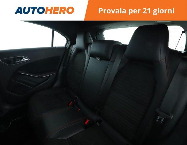 MERCEDES-BENZ A 180 Premium