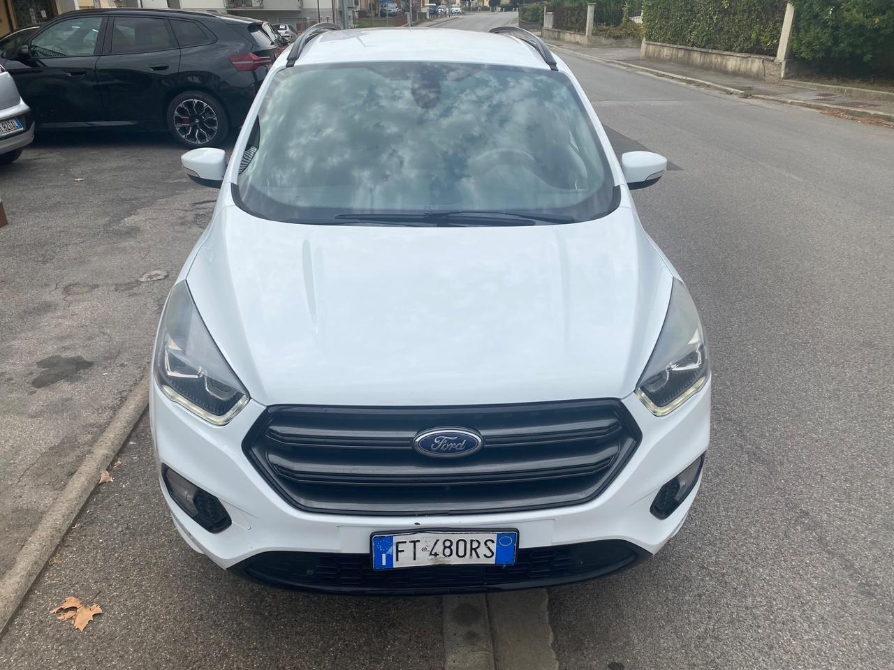 Ford Kuga 1.5 TDCI 120 CV S&S 2WD ST-Line
