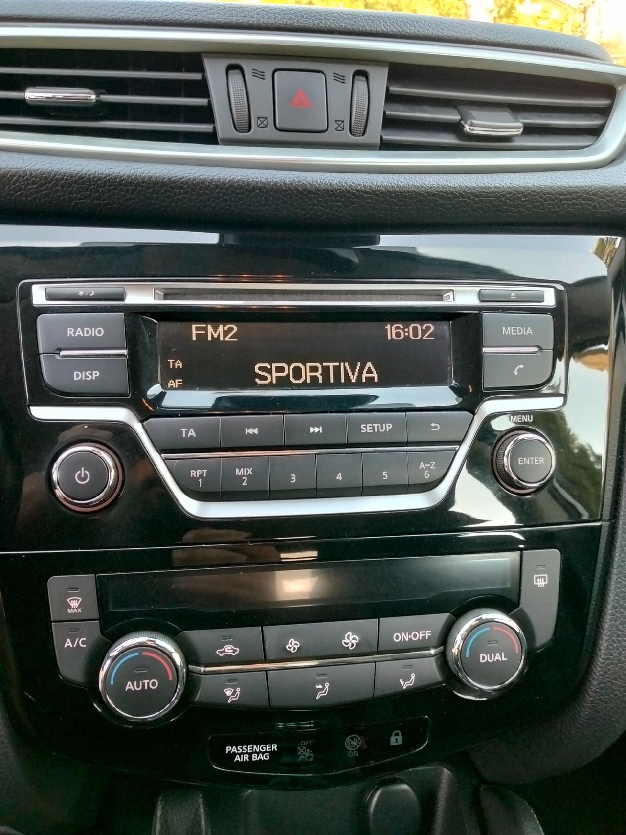 Nissan Qashqai 1.5 dCi N-Connecta