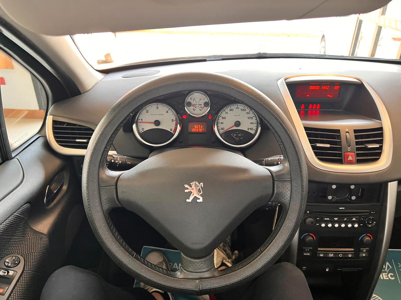 Peugeot 207 1.4 HDi 70CV 5p. XS