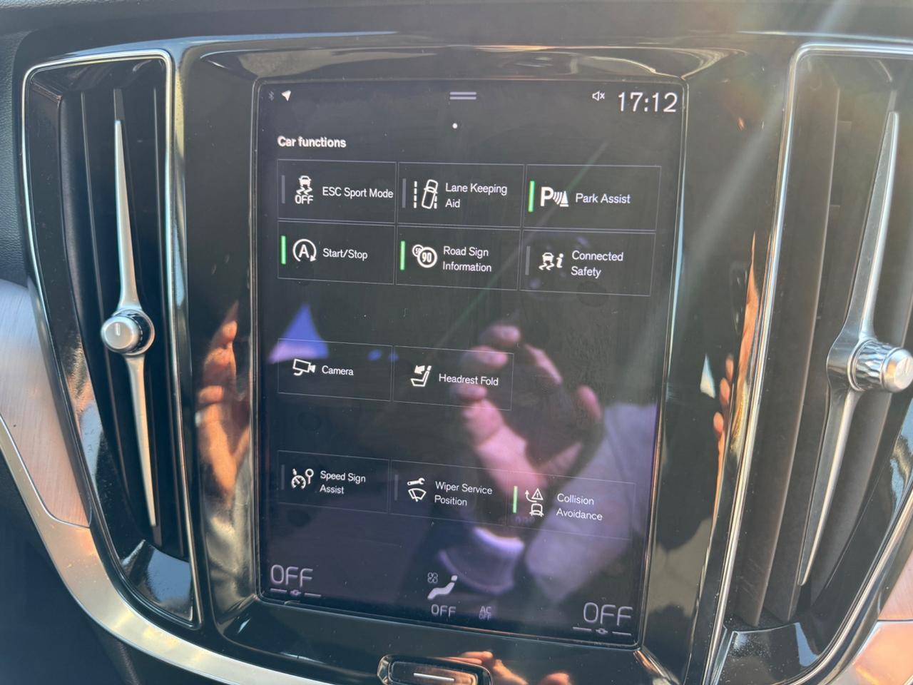 Volvo V60 B4 2.0 197 CV Geartronic Momentum Business Pro