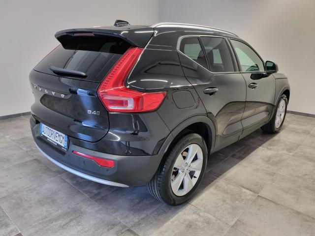 VOLVO XC40 B4 AWD automatico Core