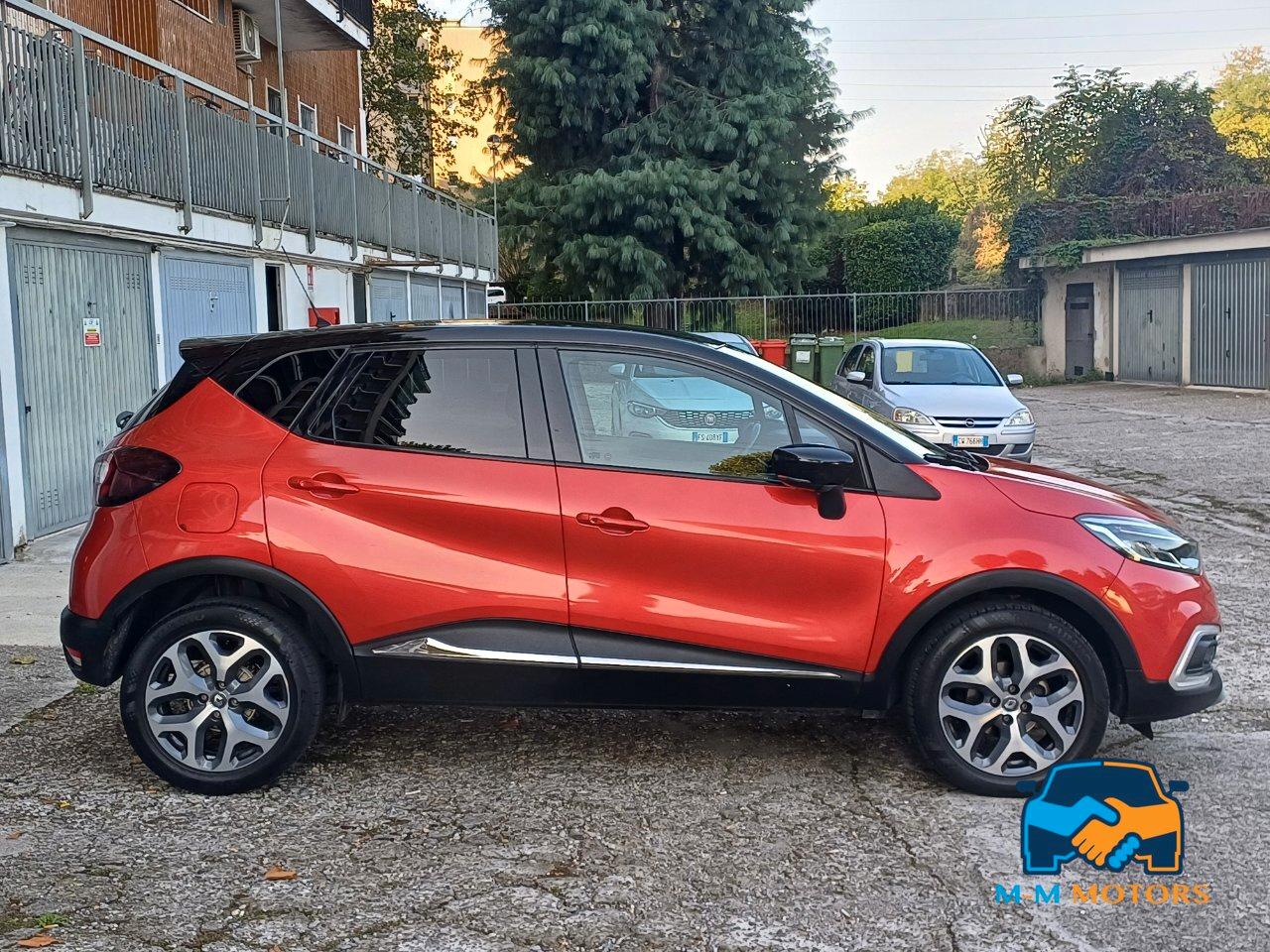 Renault Captur 0.9 tce Intens (energy r-link) 90cv E6