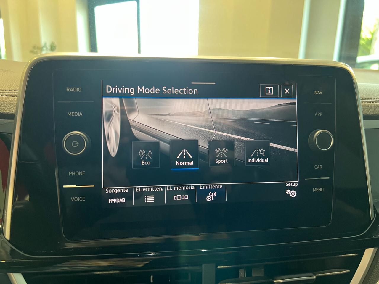 Volkswagen T-Roc 2.0 TDI SCR 150 CV DSG R-Line