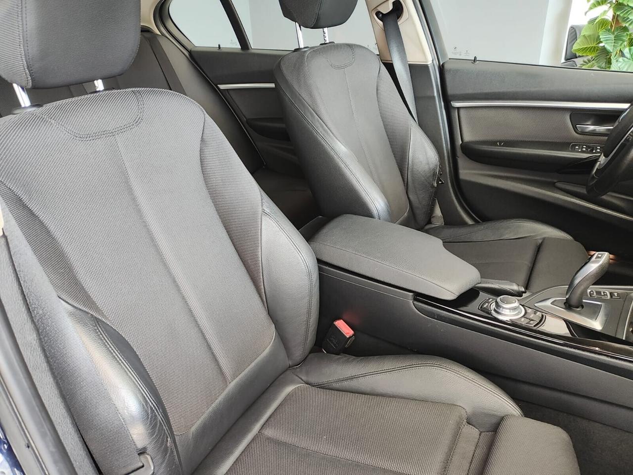 Volkswagen T-Roc 1.0 TSI Style BlueMotion Technolo