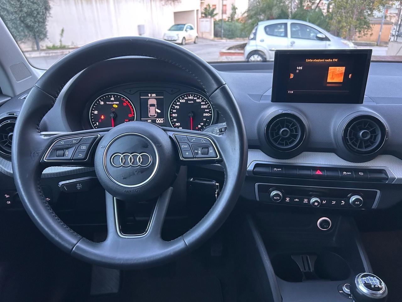 Audi Q2 1.6 TDI Sport unico proprietario