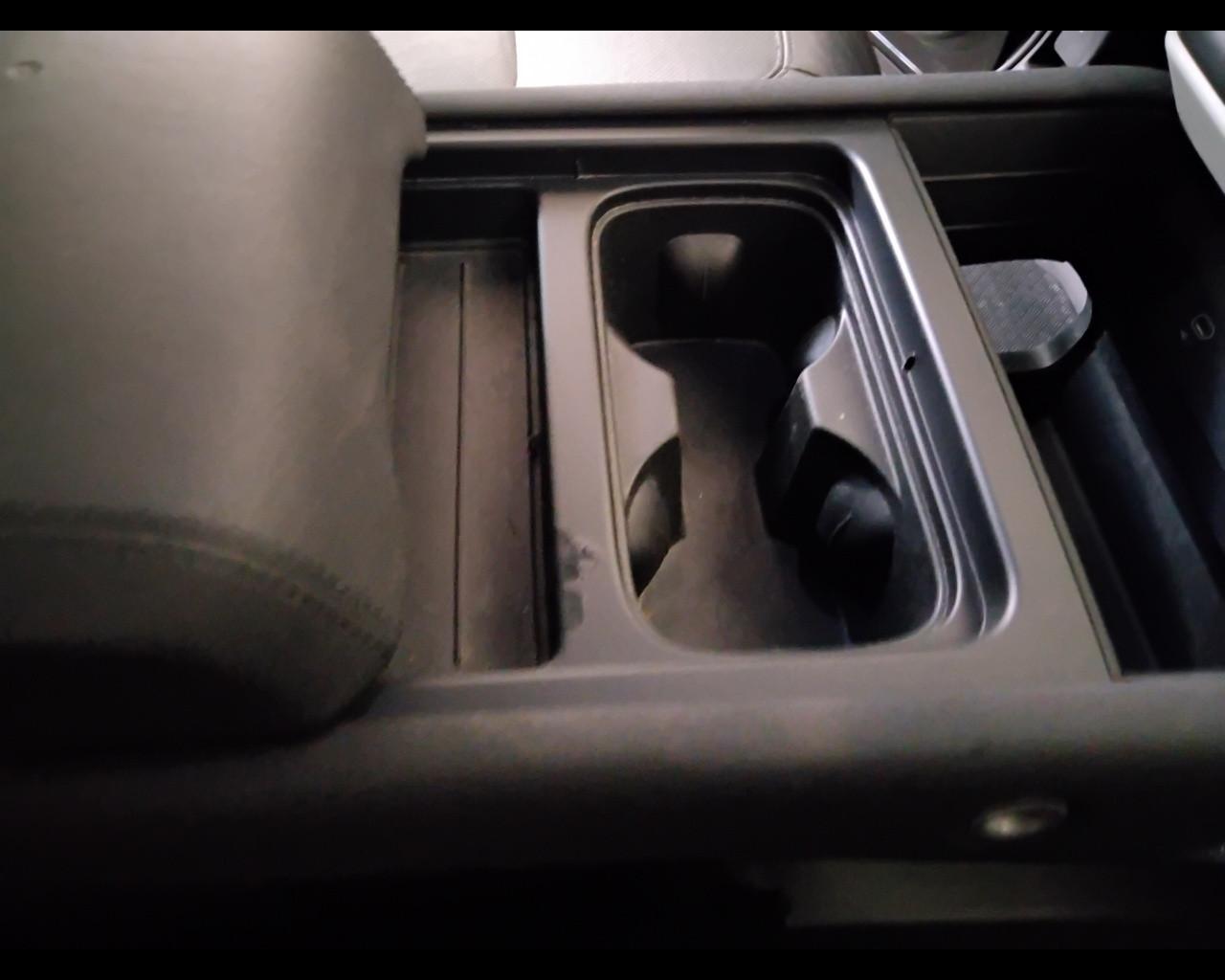 LAND ROVER Defender VII 2020 90 - Defender 90 3.0d i6 mhev SE awd 200cv