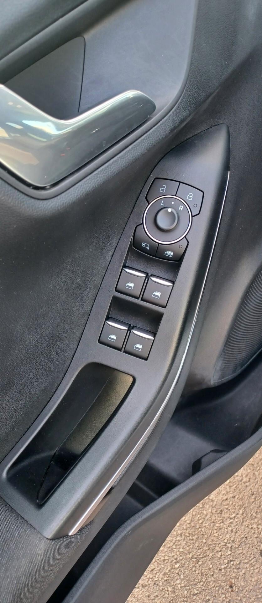 Ford Puma 1.5 TDCI EcoBlue 120 CV TITANIUM