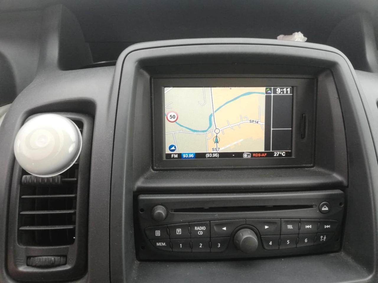 RENAULT TRAFIC