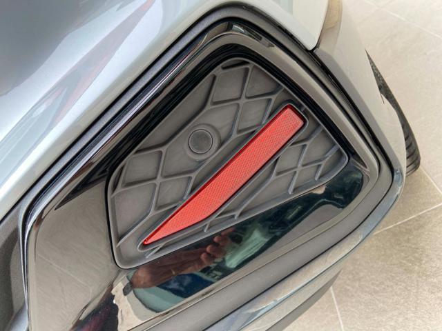 AUDI Q2 30 TDI S tronic S line edition CERCHI DA 19?