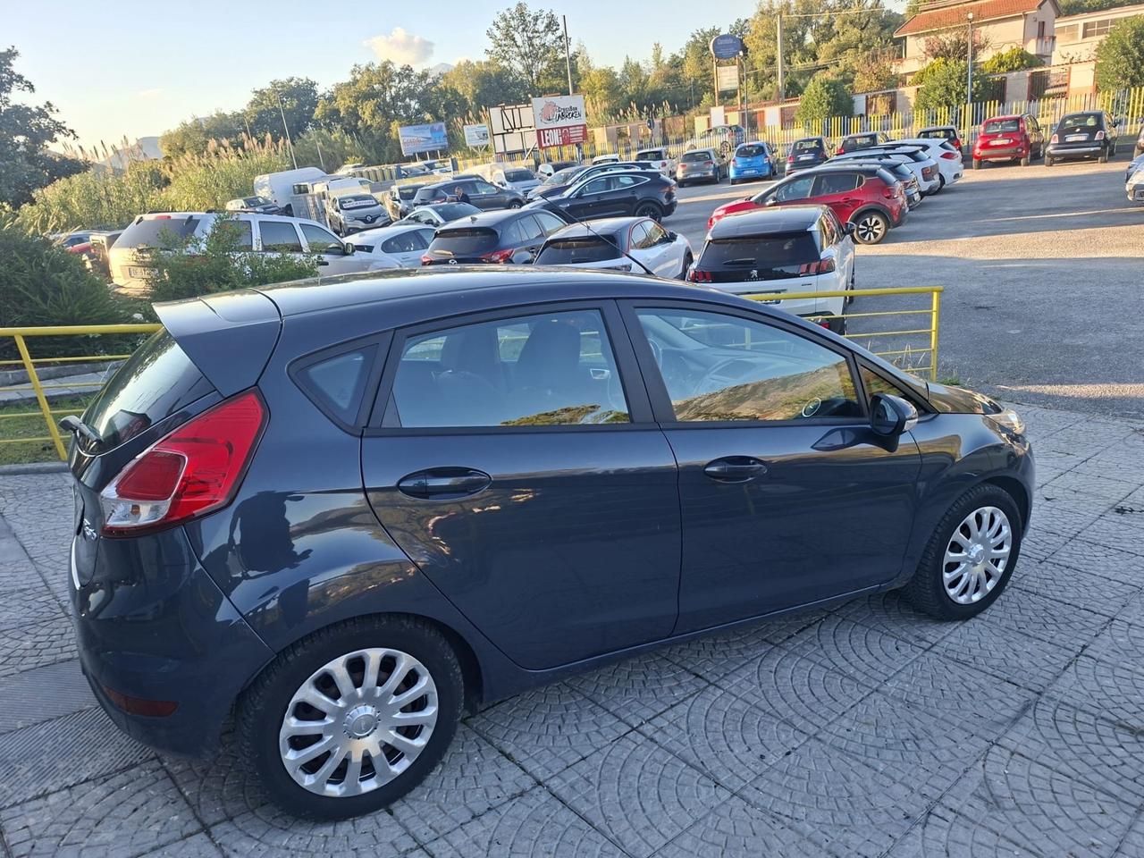 Ford Fiesta 1.5 dci 75 cavalli unico proprietario garantita 12 mesi
