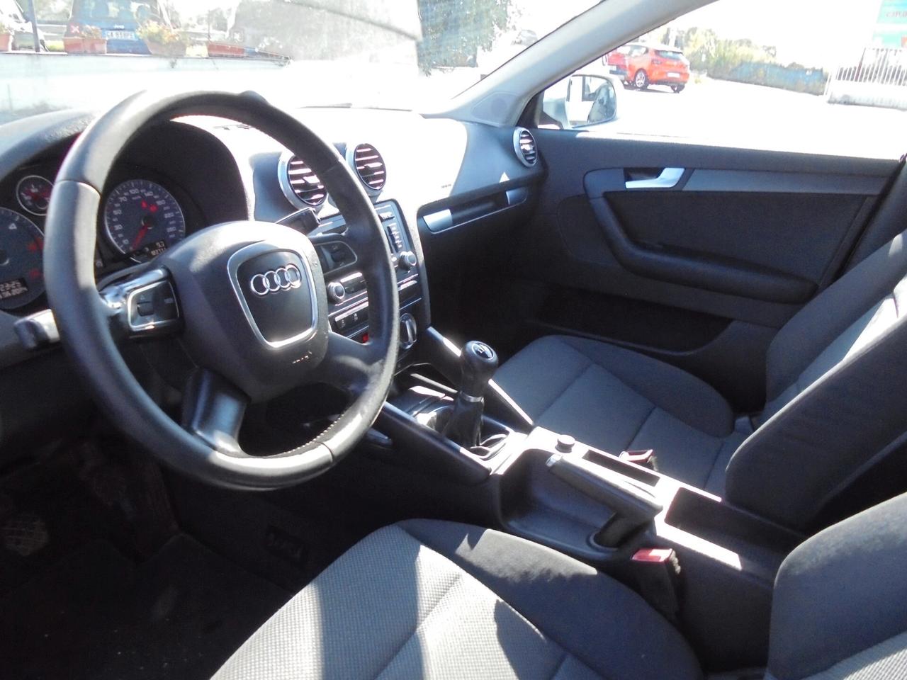 Audi A3 SPB 1.6 TDI 105 CV CR Ambiente