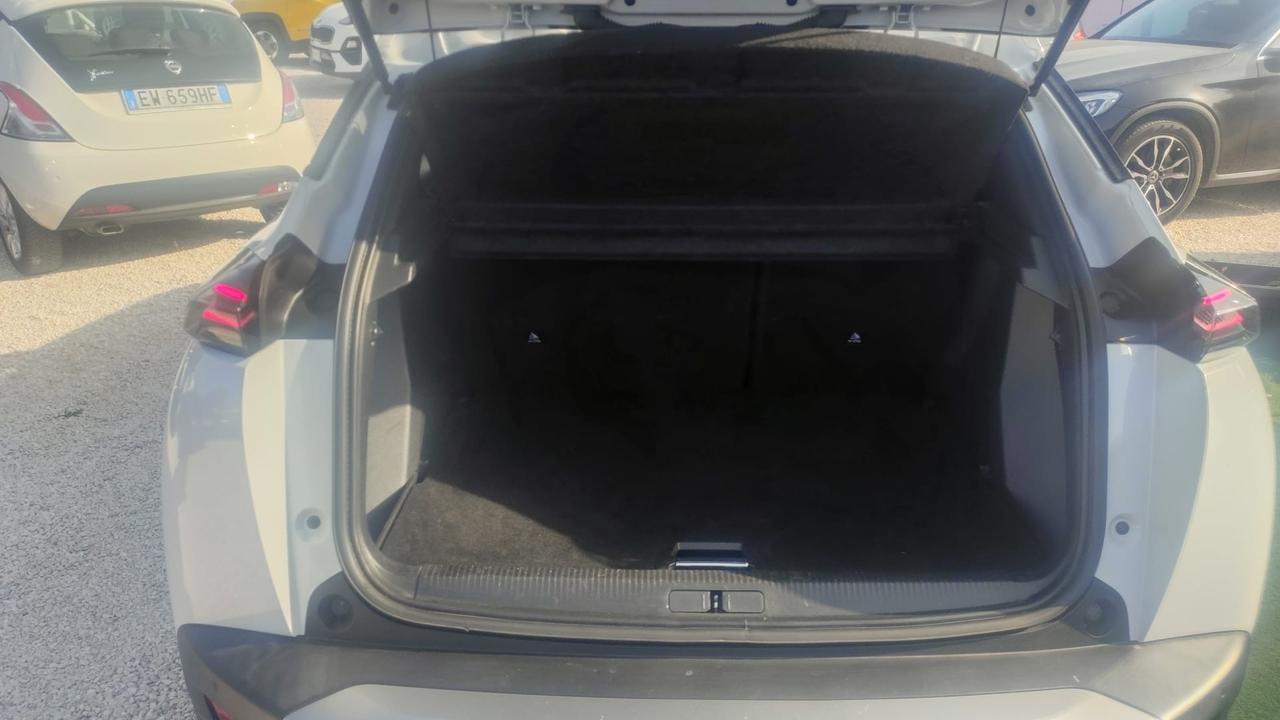 Peugeot 2008 PureTech 130 S&S EAT8 Allure
