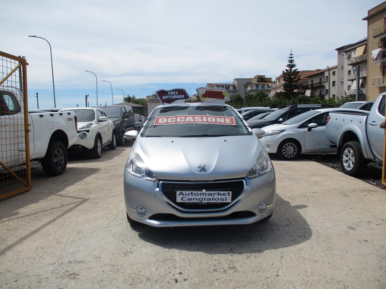 Peugeot 208 1.4 HDi 68 CV 5 porte Allure 2015