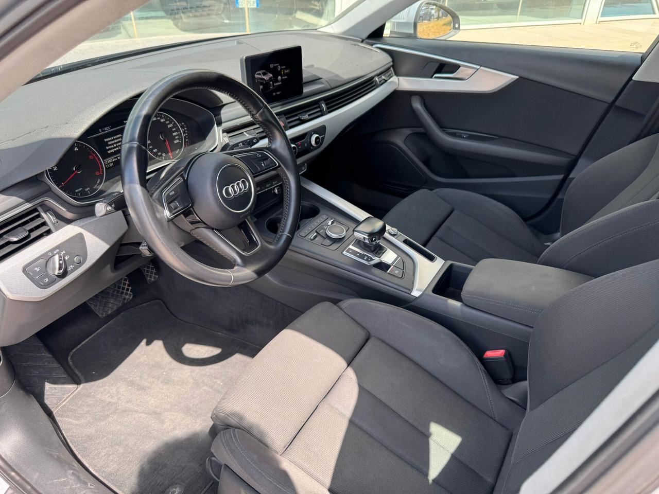 Audi A4 2.0 TDI 150 CV ultra S tronic Business Sport