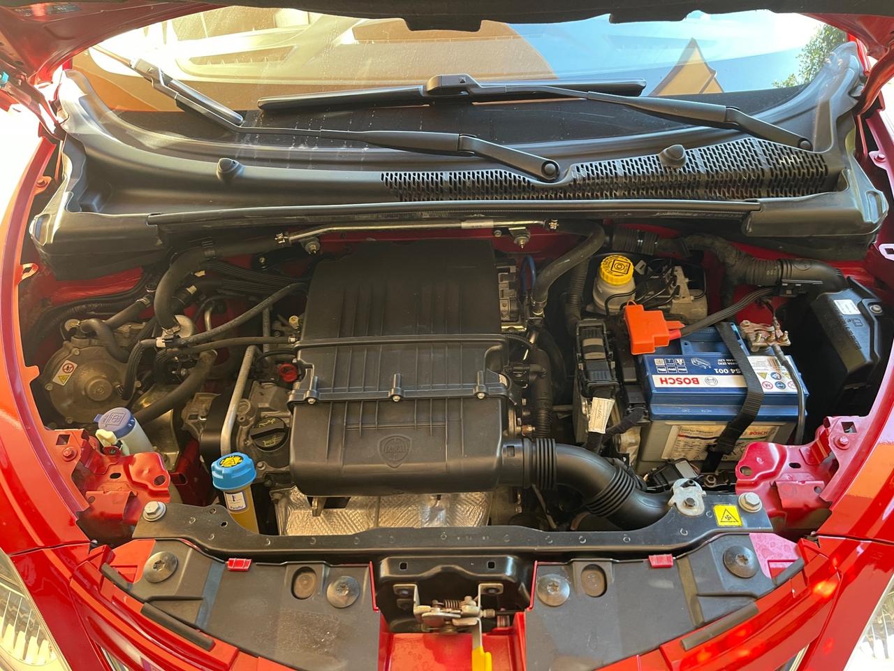 Lancia Ypsilon 1.2 69 CV GPL Ecochic Gold PERMUTA