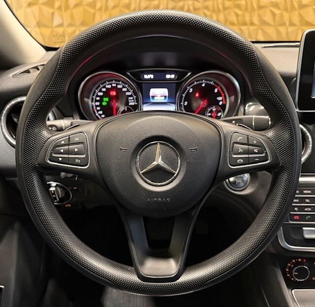 Mercedes-benz CLA 180 d Automatic Sport