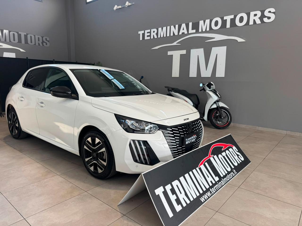 Peugeot 208 PureTech 100 Stop&Start 5 porte Allure