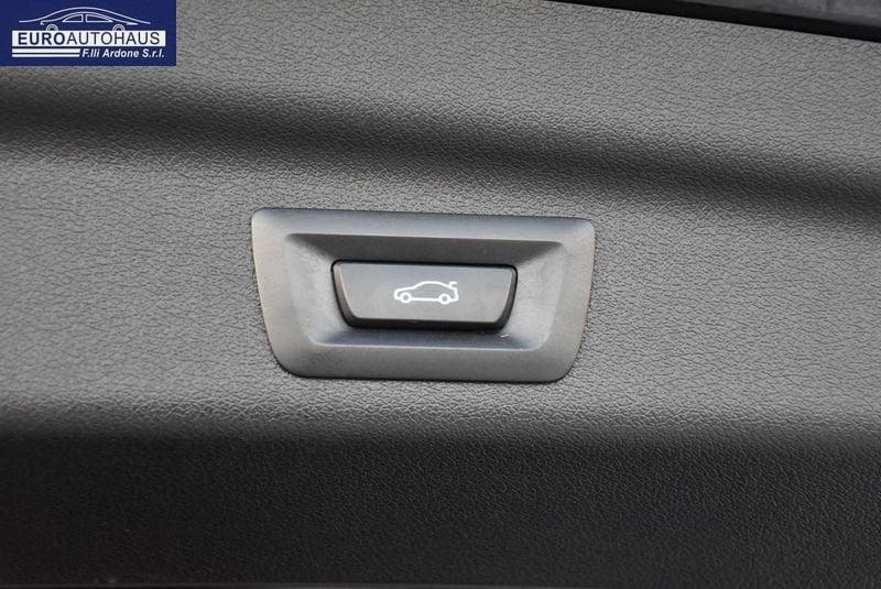 BMW Serie 2 Active Tourer 218d Active Tourer Luxury auto *TETTUCCIO*
