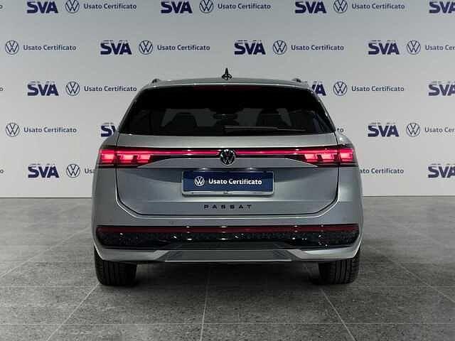 Volkswagen Passat Variant 8ª serie 2.0TDI 150CV DSG R-LINE - IVA ESPOSTA