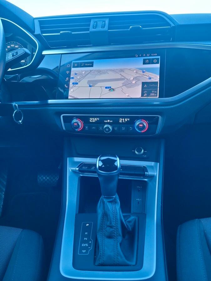 Audi Q3 SPB 45 TFSI e S tronic Business Plus