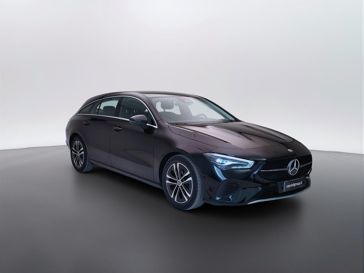 Mercedes-Benz CLA Sh.Brake - X118 2023 - CLA Shooting Brake 180 d Advanced auto
