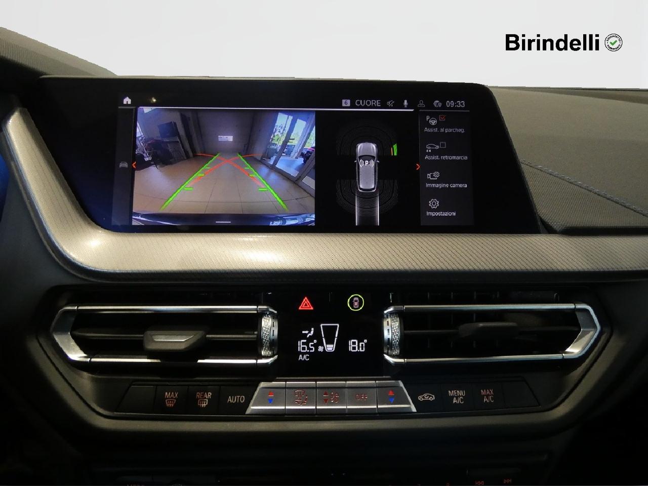 BMW Serie 1 (F40) - 118d 5p. Msport