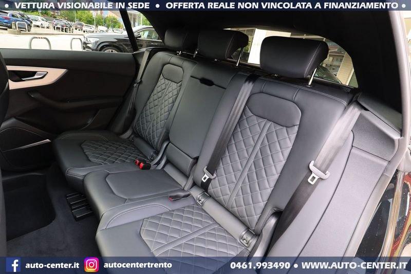 Audi Q8 50 TDI quattro S-line BLACK 23 TETTO 4RUOTESTERZANTI Sline