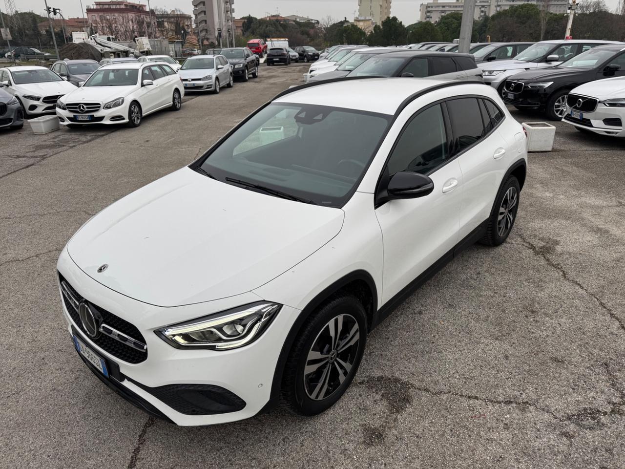 Mercedes-benz GLA 180 d Automatic Executive