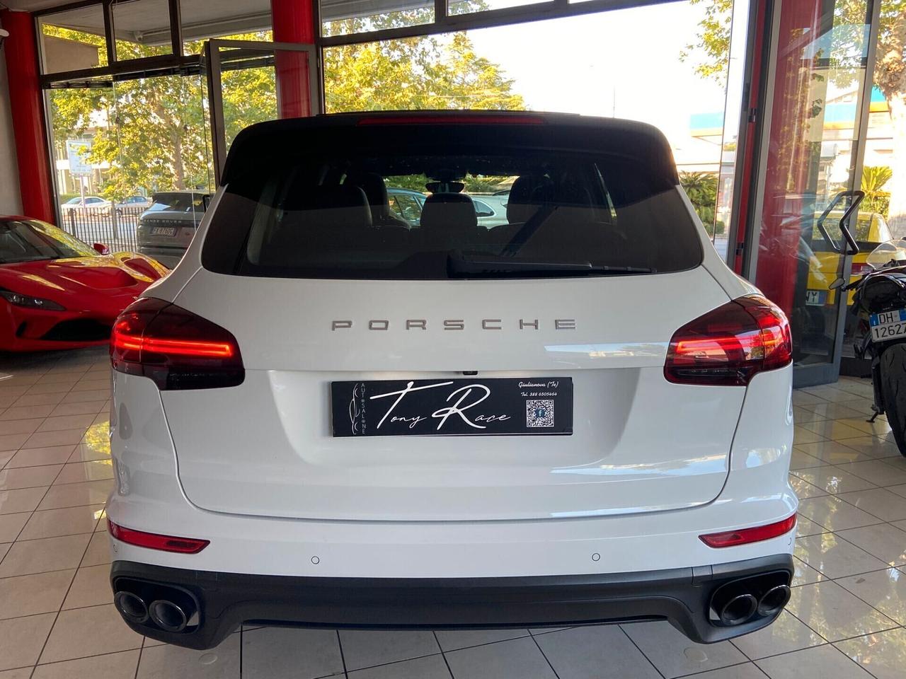 Porsche Cayenne 250CV 3.0 Diesel