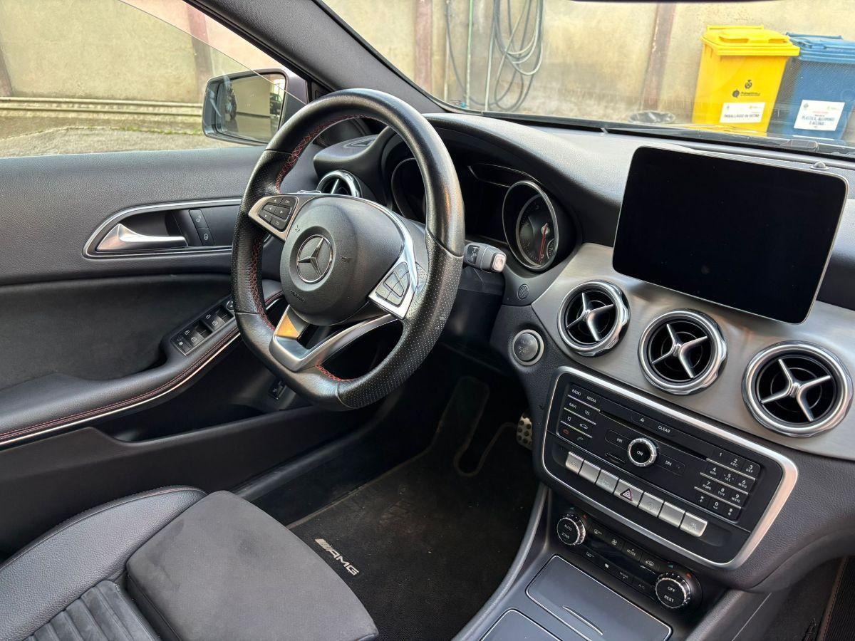 MERCEDES Classe GLA 200 d Automatic 4Matic Premium