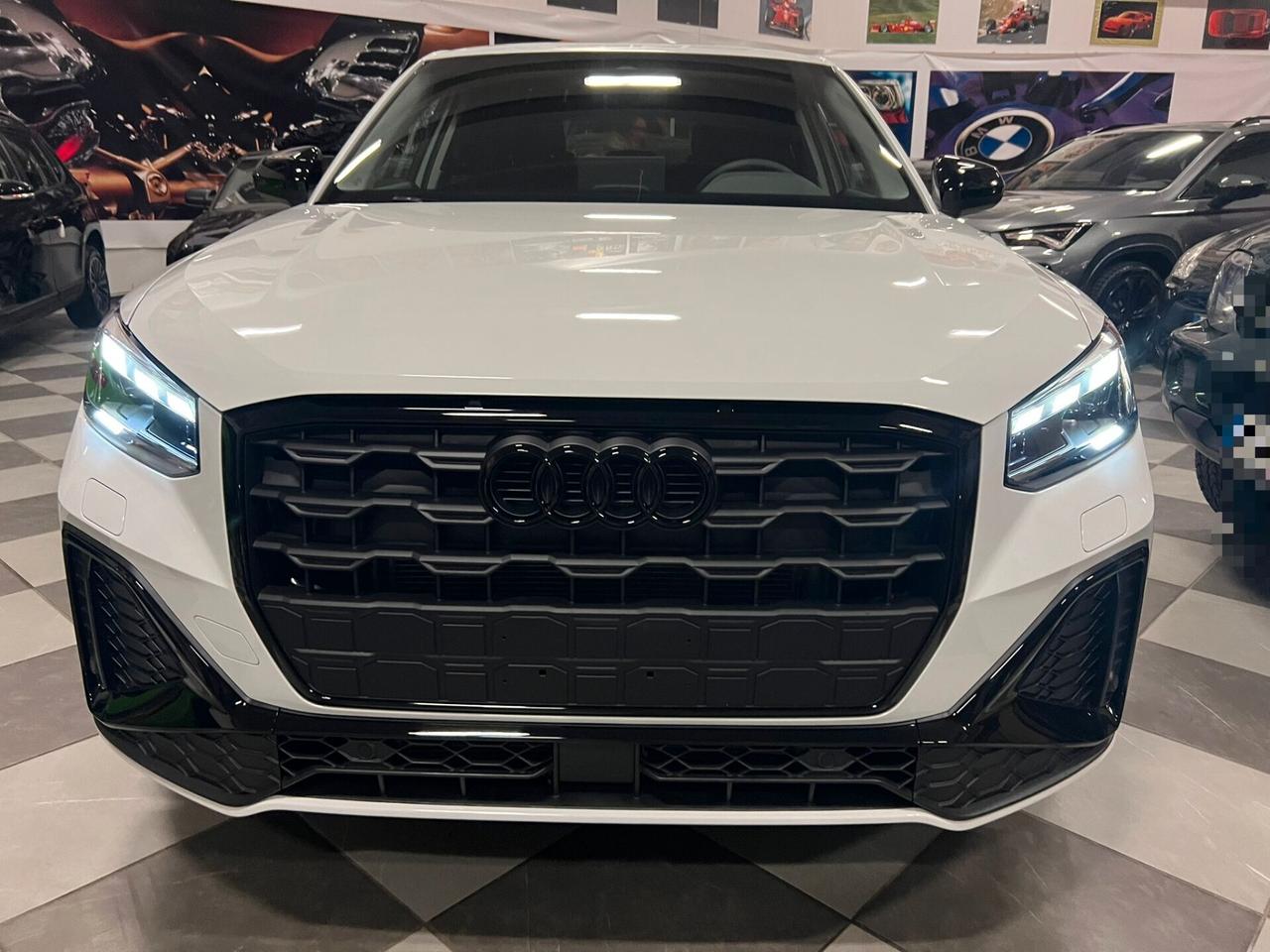 Audi Q2 30 TDI Identity Black - Veicolo Nuovo