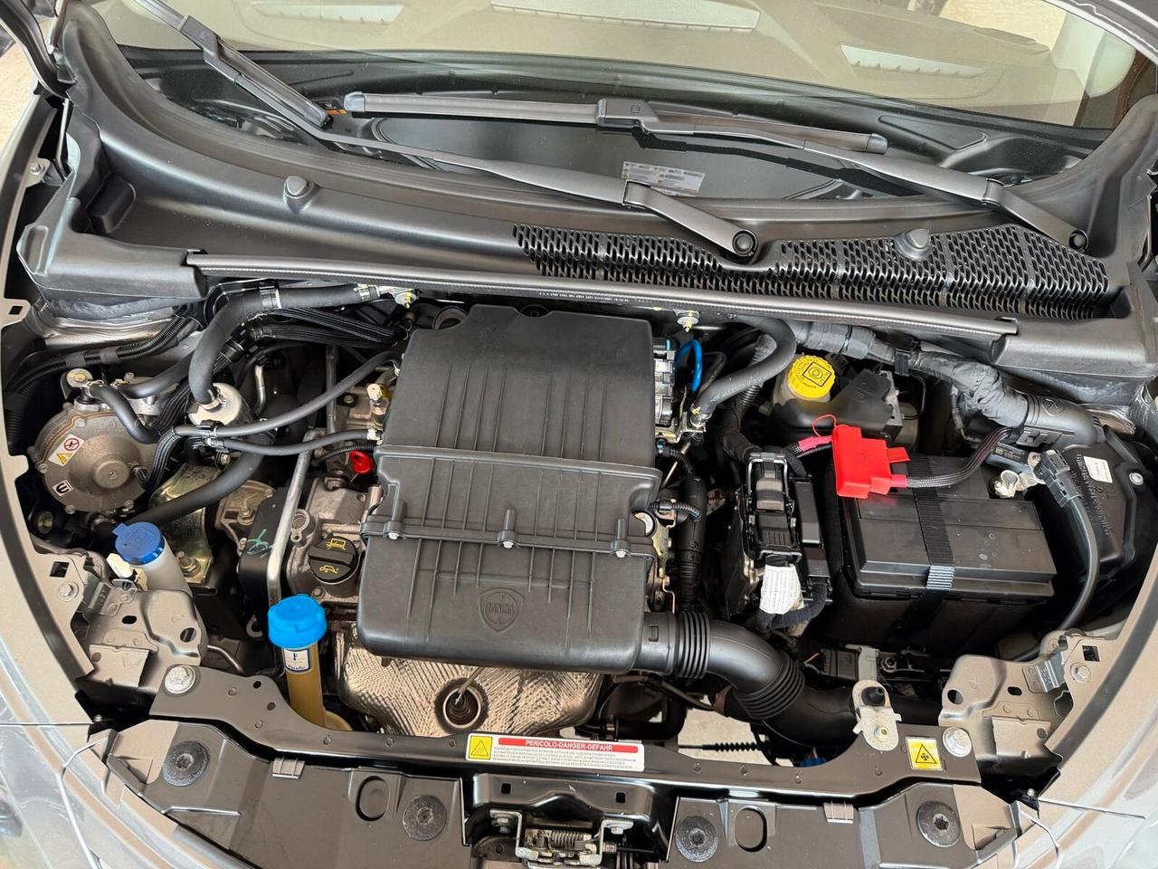 Lancia Ypsilon 1.2 69 cv. EcoChic GOLD (Imp. GPL)